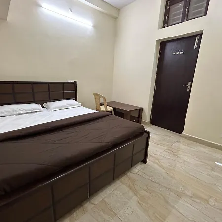 The Kaya Homestay Srirangam Tiruchirappalli Exterior photo