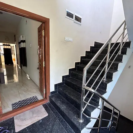 The Kaya Homestay Srirangam Tiruchirappalli Exterior photo